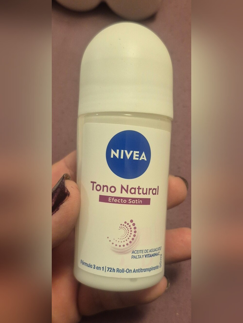 Nivea ROLL ON Antiperspirant Efecto Satin Tono Natural Exp 8/26